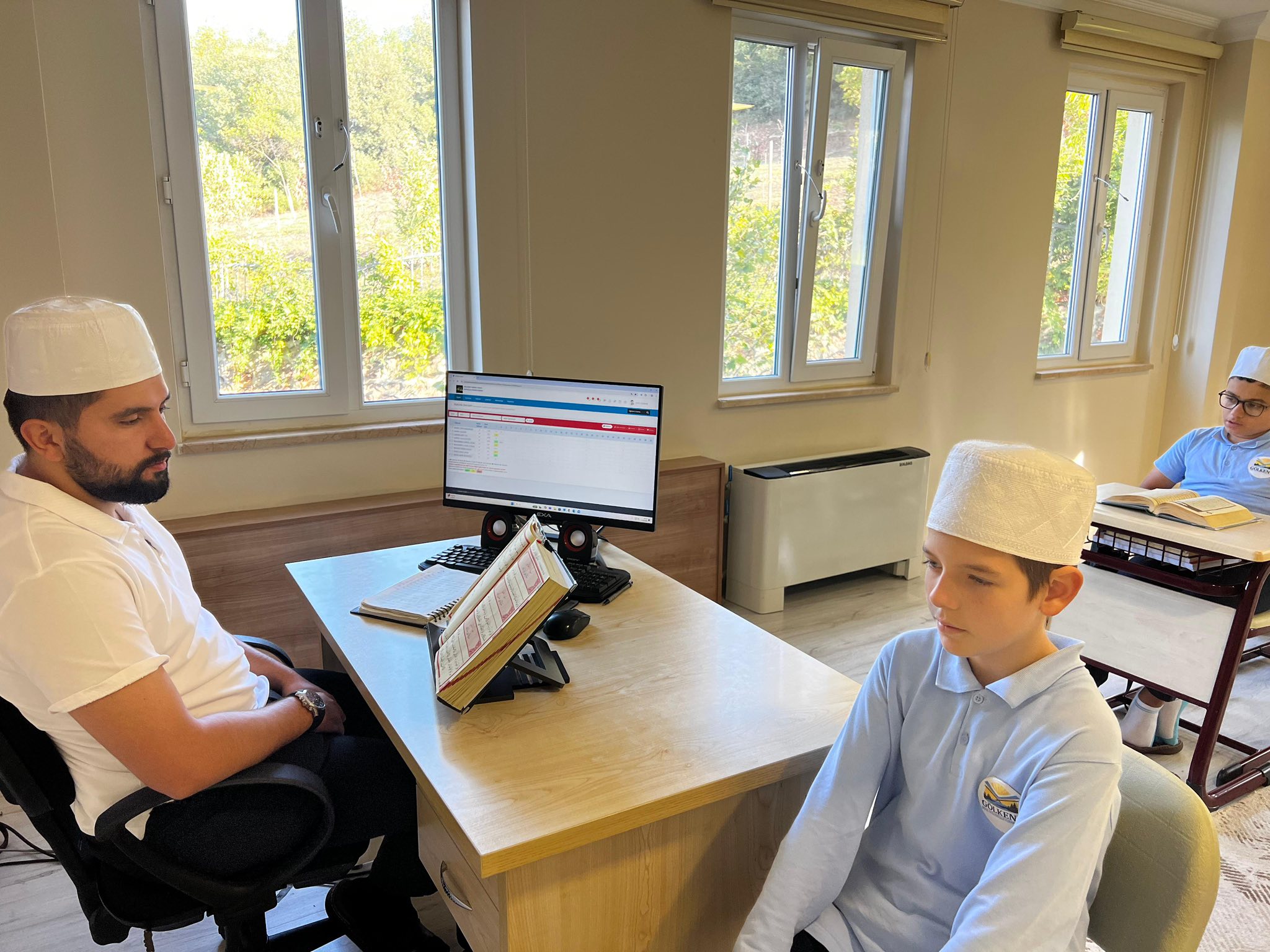 65. Haf�z�m�z Burak EY�DEM�R